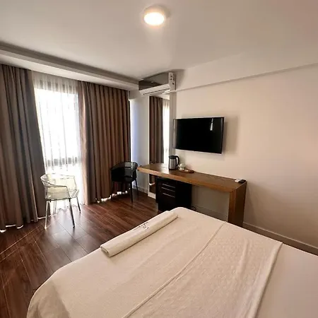 S&s Business Park Hotel *