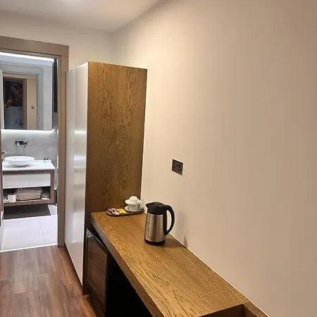 ホテル S&s Business Park ファマグスタ